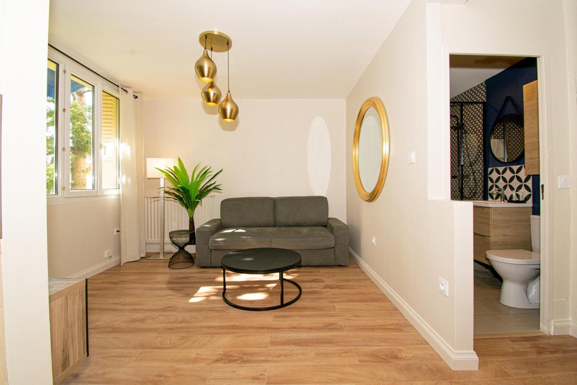 Suite Maddison Villeurbanne Bagian luar foto