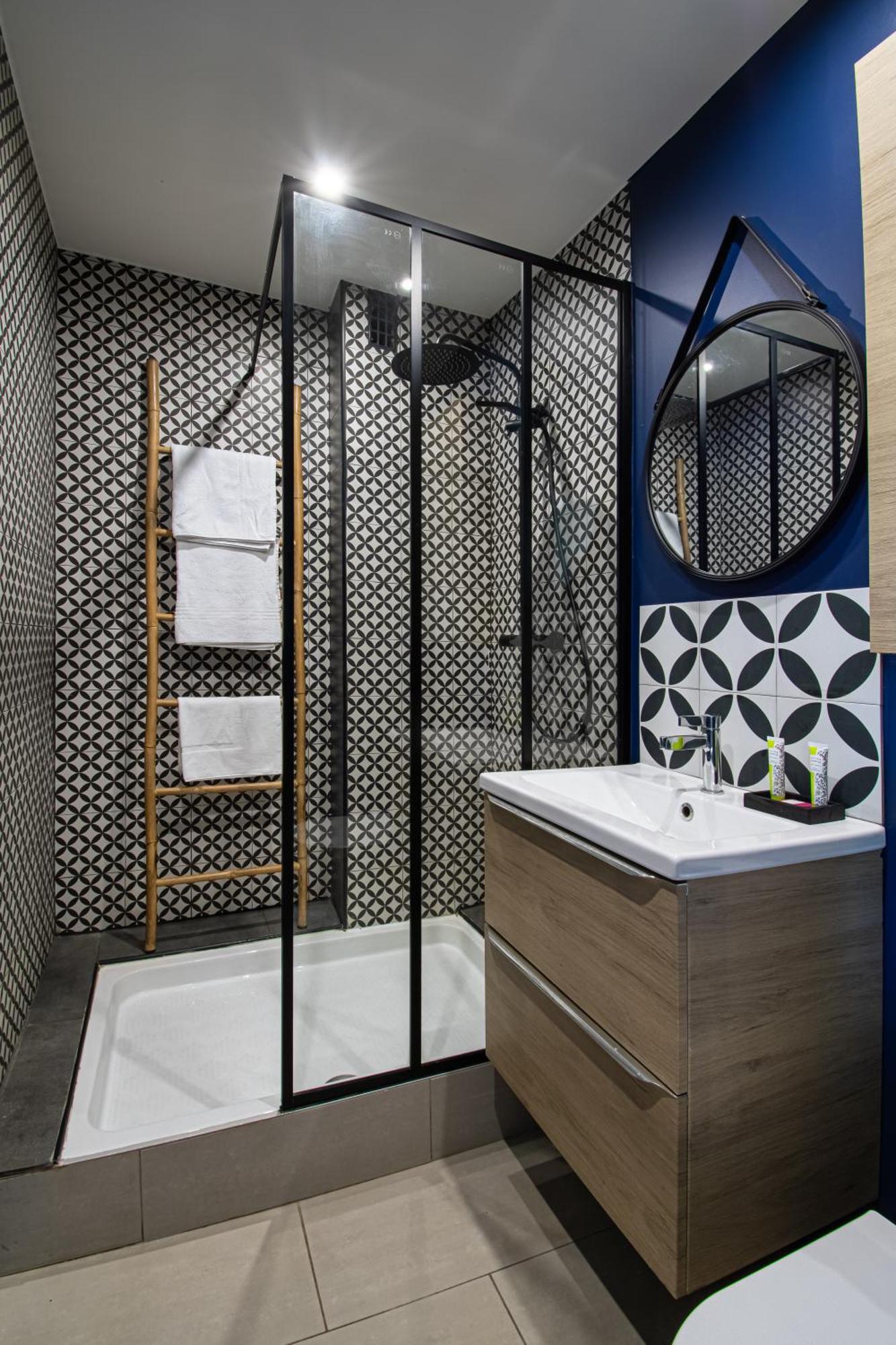 Suite Maddison Villeurbanne Bagian luar foto